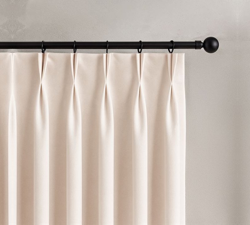 Pinch Pleat — Double curtain header