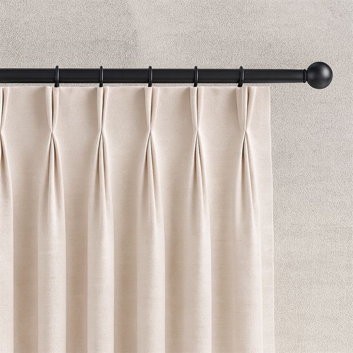 Euro pleat triple curtain header